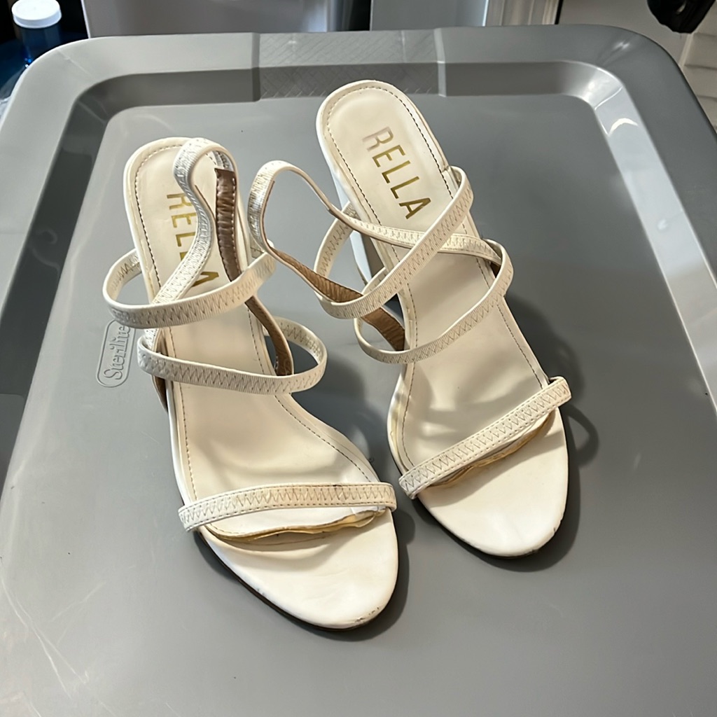 Previously Owned White Heel